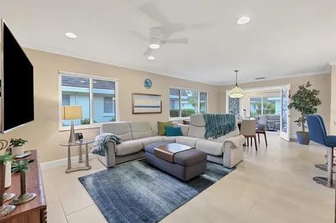 1900 Benjamin Franklin Drive Sarasota FL 34236