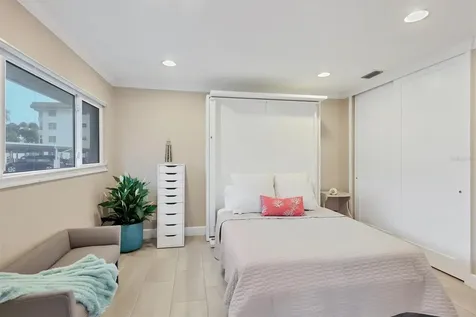 1900 Benjamin Franklin Drive Sarasota FL 34236