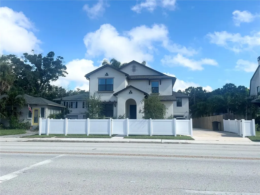1301 22nd Avenue N St Petersburg FL 33704