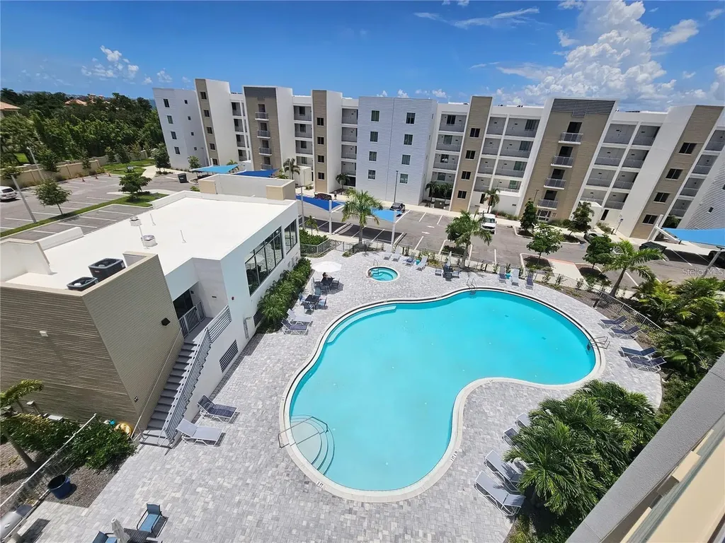 1709 N Tamiami Trail Sarasota FL 34234