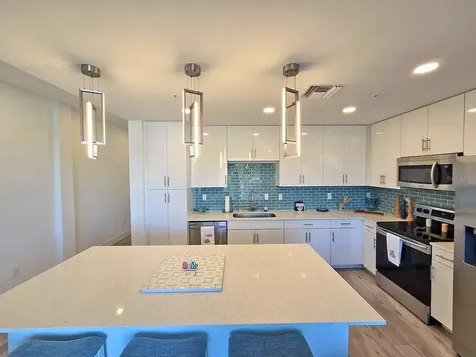 1709 N Tamiami Trail Sarasota FL 34234