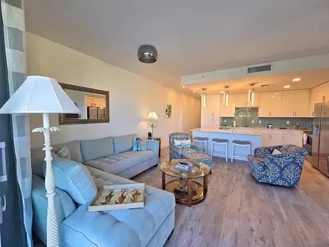 1709 N Tamiami Trail Sarasota FL 34234