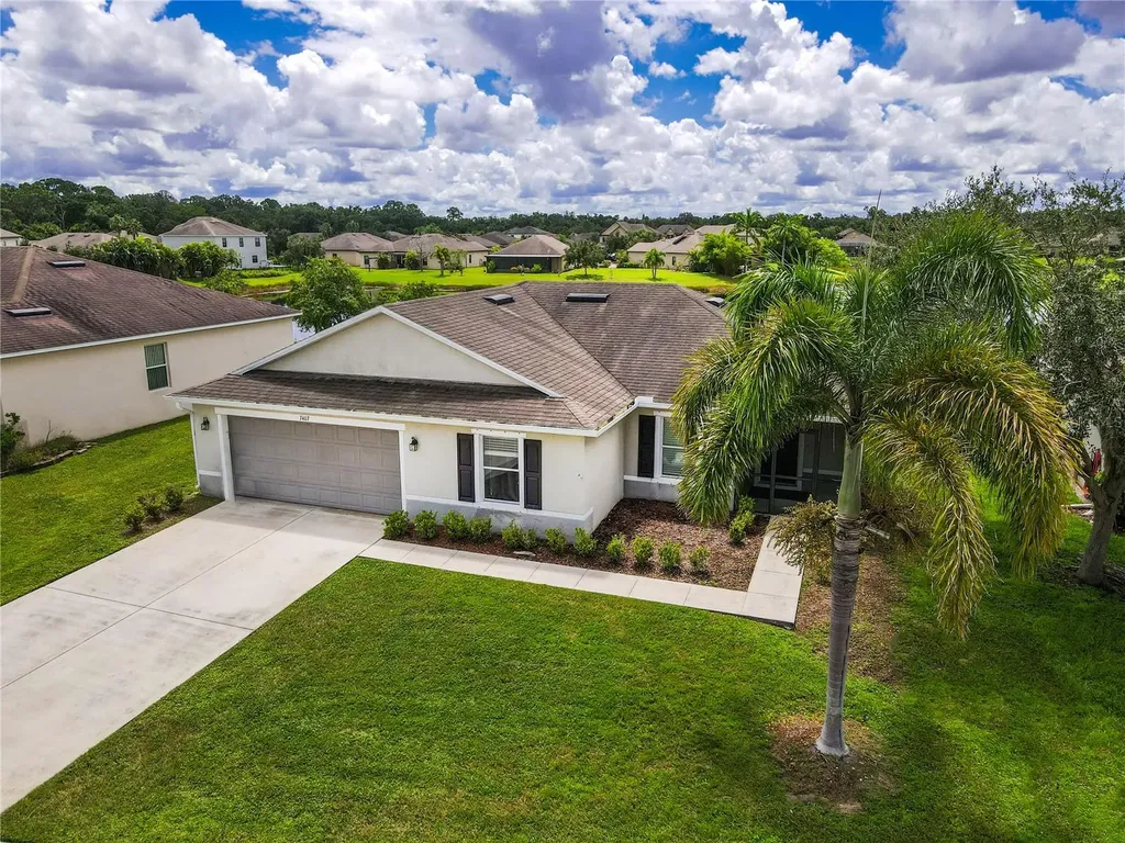 7407 64th Street E Palmetto FL 34221