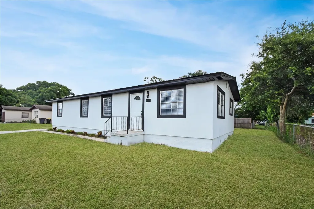 2506 Haywood Street Lakeland FL 33801