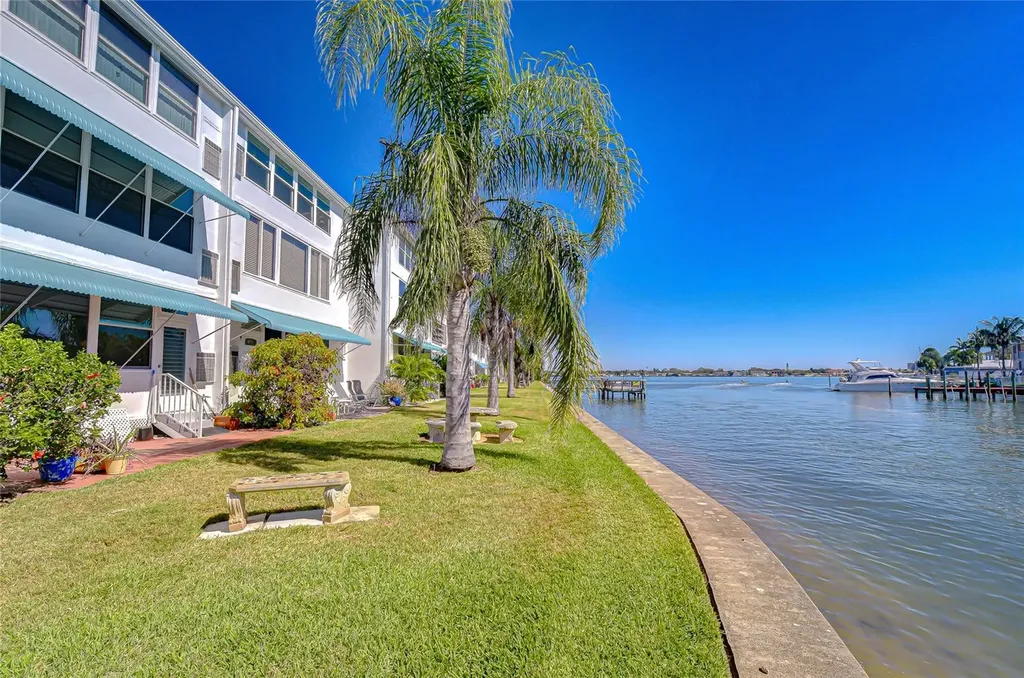 1893 Shore Drive S South Pasadena FL 33707