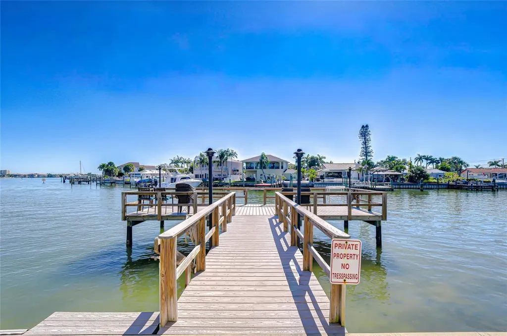 1893 Shore Drive S South Pasadena FL 33707