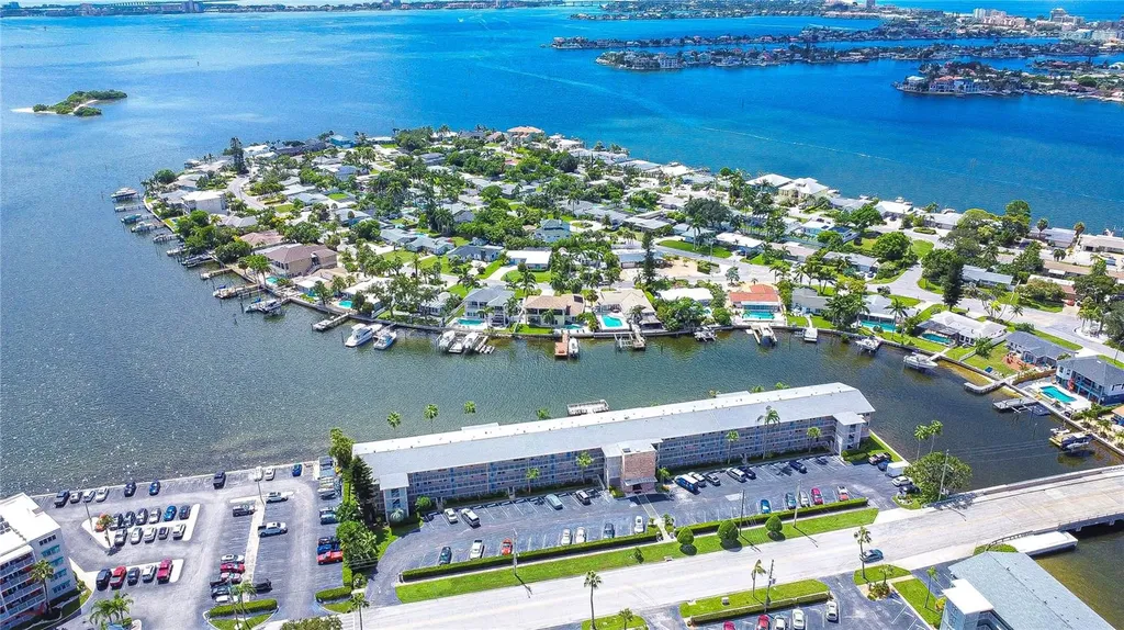 1893 Shore Drive S South Pasadena FL 33707