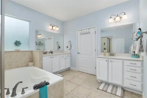 8201 NW 51st Drive Gainesville FL 32653