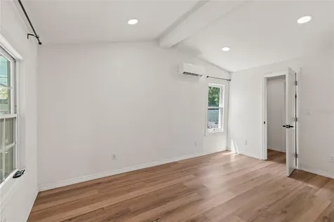 810 Connecticut Avenue Saint Cloud FL 34769