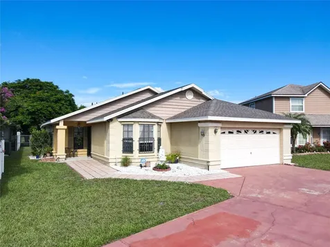 177 N Lake Court Kissimmee FL 34743