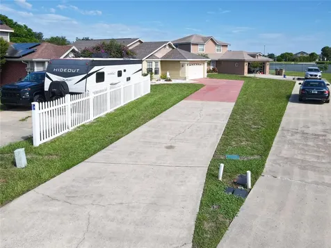 177 N Lake Court Kissimmee FL 34743
