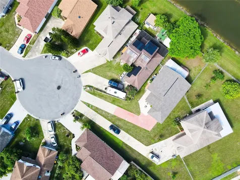177 N Lake Court Kissimmee FL 34743