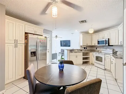 177 N Lake Court Kissimmee FL 34743