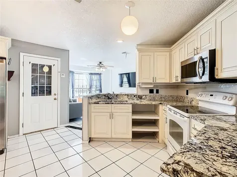 177 N Lake Court Kissimmee FL 34743