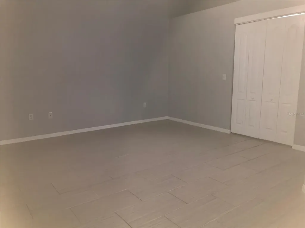 10425 La Mirage Court Tampa FL 33615