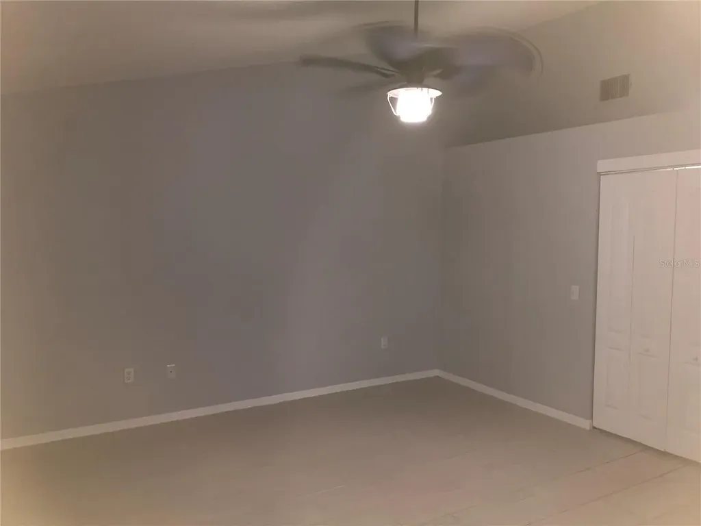 10425 La Mirage Court Tampa FL 33615