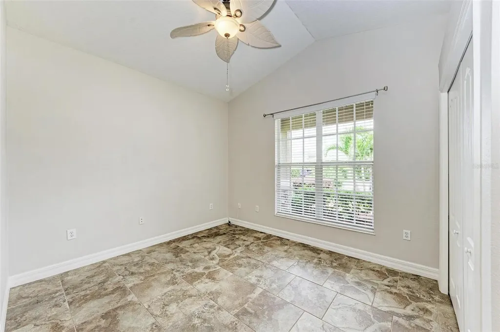 337 Snapdragon Loop Bradenton FL 34212