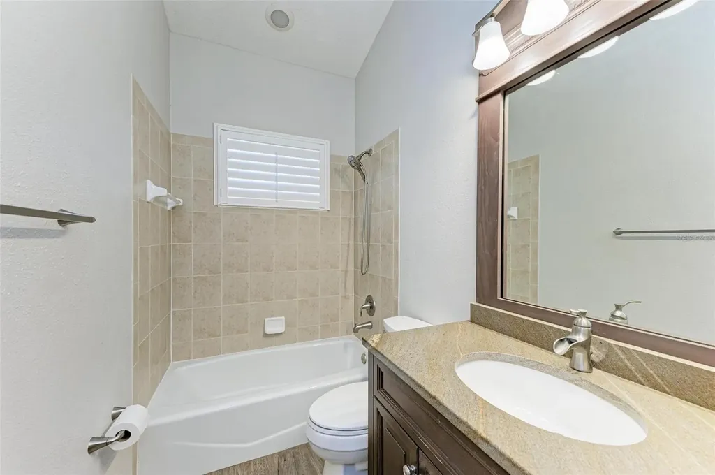 337 Snapdragon Loop Bradenton FL 34212