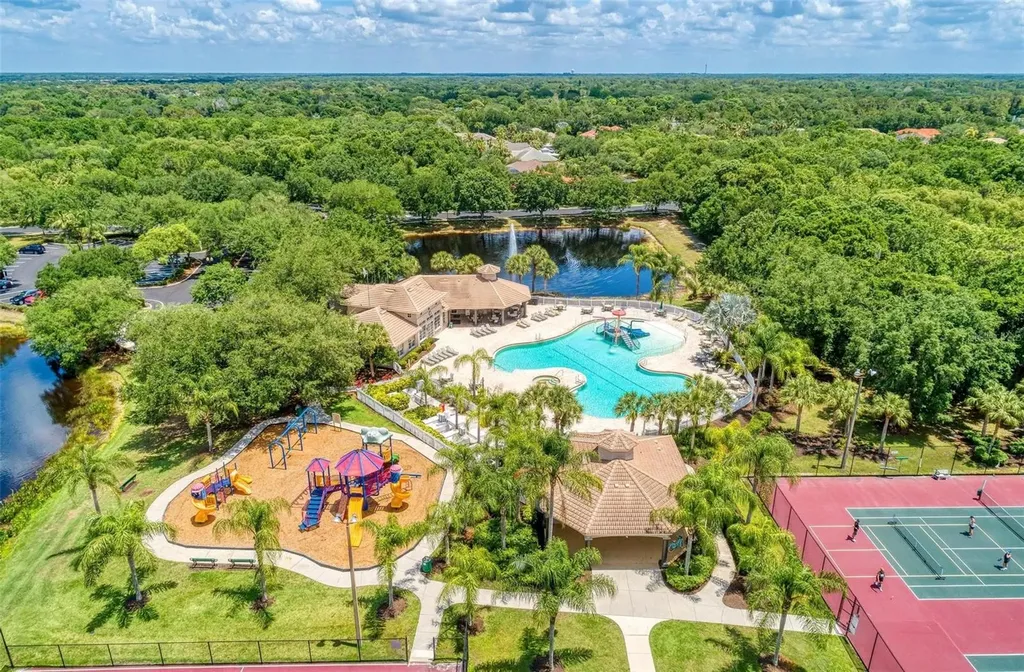 337 Snapdragon Loop Bradenton FL 34212