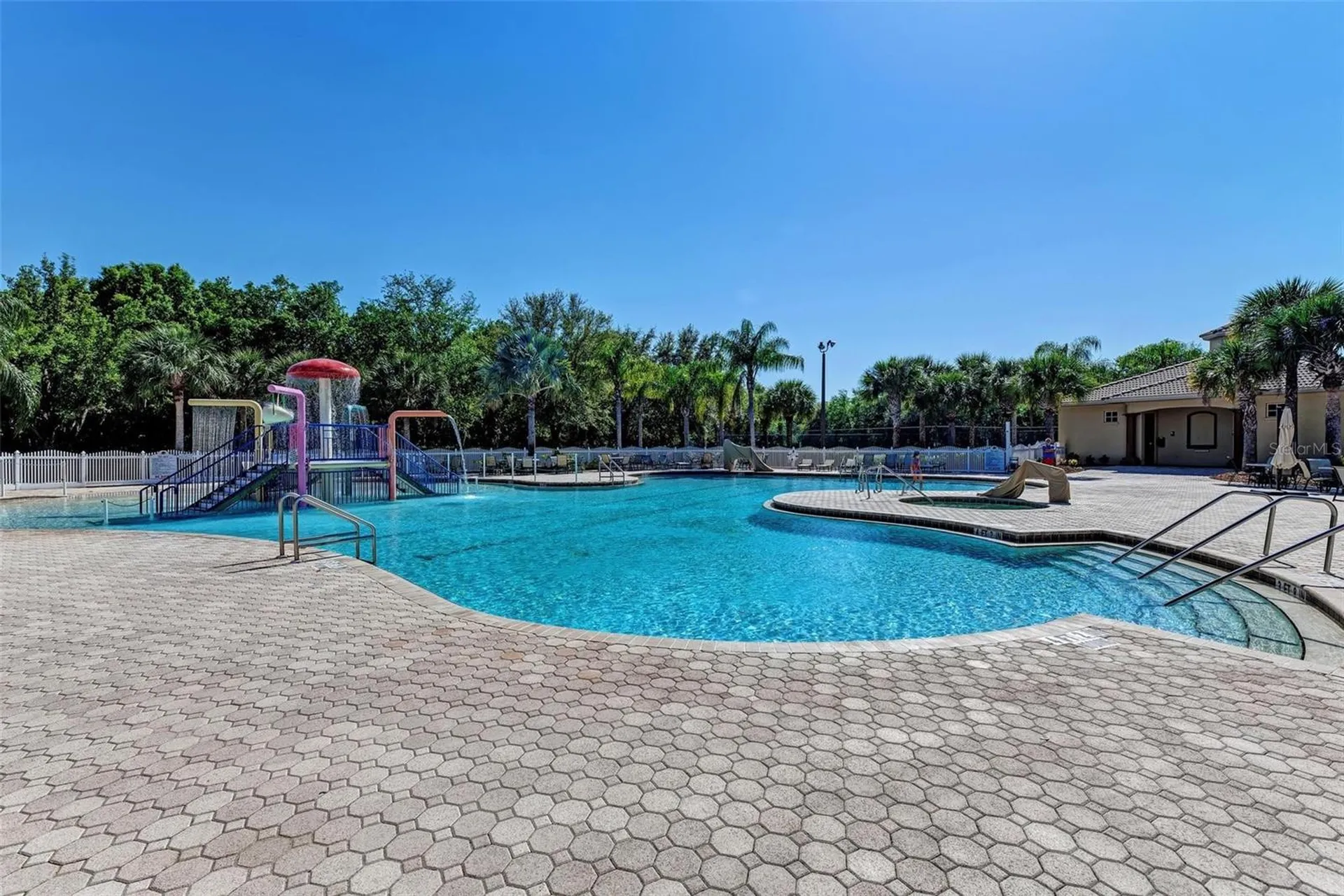 337 Snapdragon Loop Bradenton FL 34212