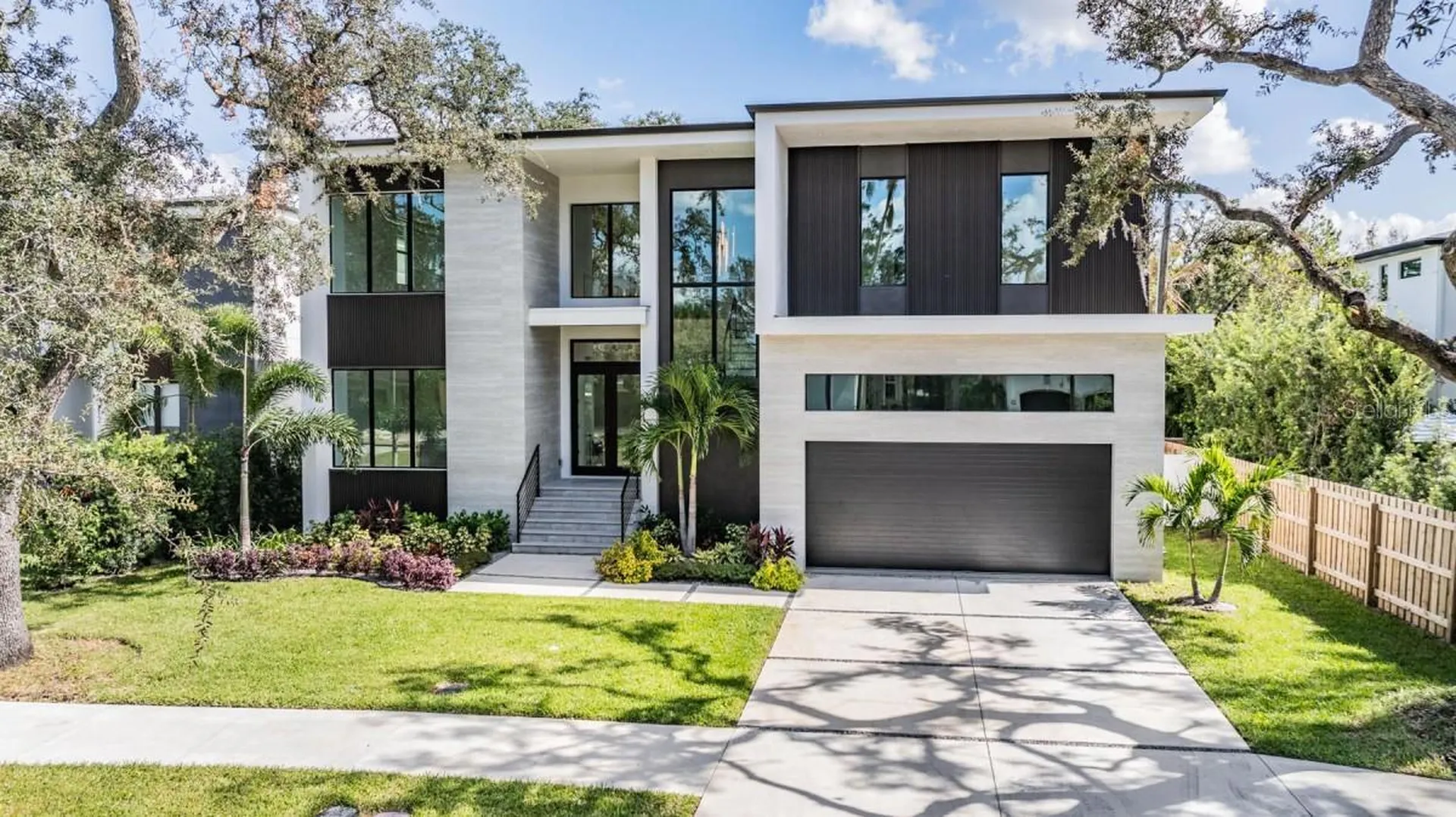 214 S Renellie Drive Tampa FL 33609