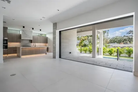 214 S Renellie Drive Tampa FL 33609