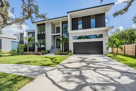 214 S Renellie Drive Tampa FL 33609