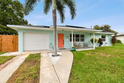 5351 35th Terrace N St Petersburg FL 33710