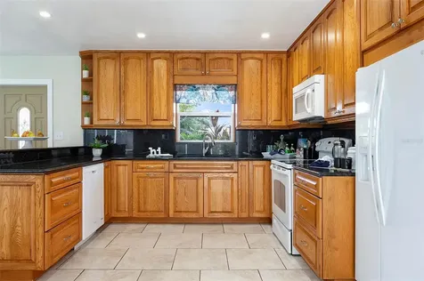 1301 76th Avenue N St Petersburg FL 33702
