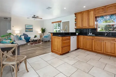 1301 76th Avenue N St Petersburg FL 33702