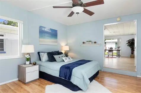 1301 76th Avenue N St Petersburg FL 33702