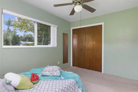 1301 76th Avenue N St Petersburg FL 33702
