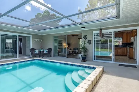 1301 76th Avenue N St Petersburg FL 33702