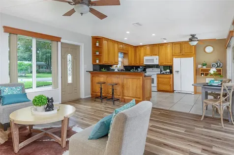 1301 76th Avenue N St Petersburg FL 33702