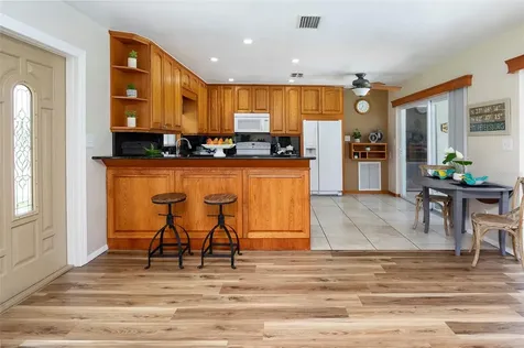 1301 76th Avenue N St Petersburg FL 33702