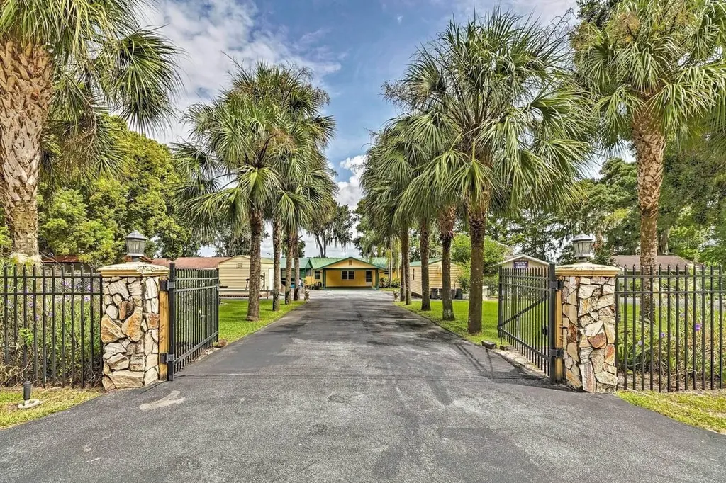 7599 W Riverbend Road Dunnellon FL 34433