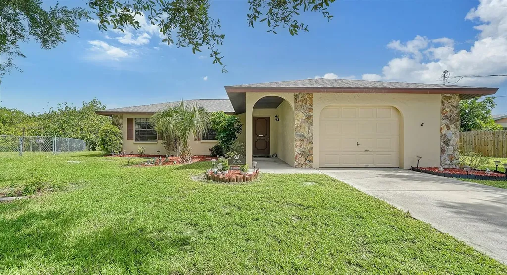 5146 Island Date Street Sarasota FL 34232