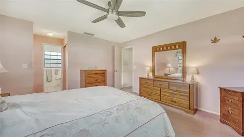 5146 Island Date Street Sarasota FL 34232