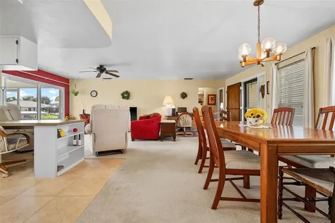 2929 SE 11th Avenue Cape Coral FL 33904