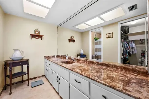 2929 SE 11th Avenue Cape Coral FL 33904