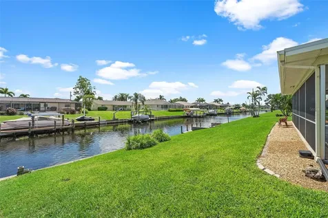 2929 SE 11th Avenue Cape Coral FL 33904