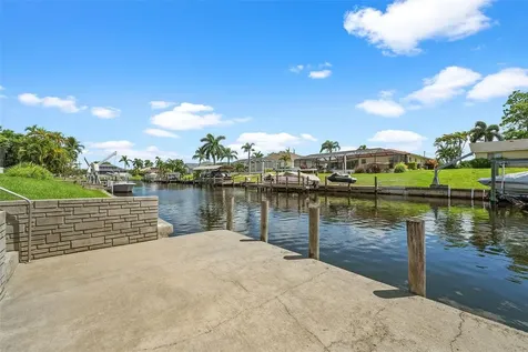 2929 SE 11th Avenue Cape Coral FL 33904
