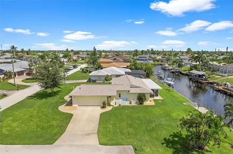 2929 SE 11th Avenue Cape Coral FL 33904