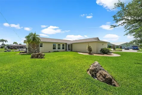 2929 SE 11th Avenue Cape Coral FL 33904