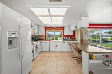 2929 SE 11th Avenue Cape Coral FL 33904