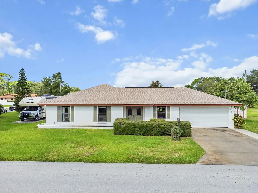 201 S Heron Street Sebring FL 33870