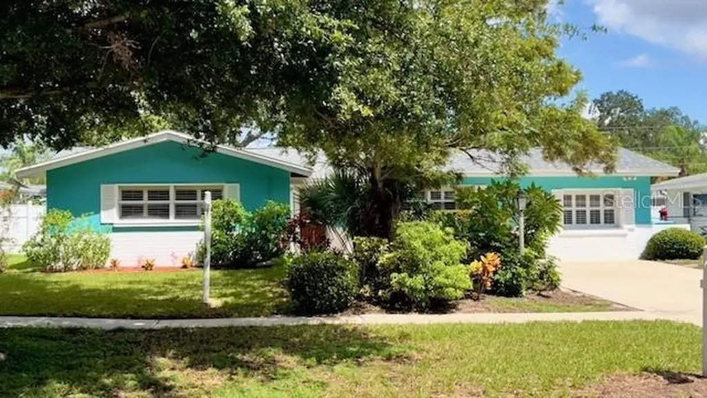 1630 Cambridge Drive Clearwater FL 33756