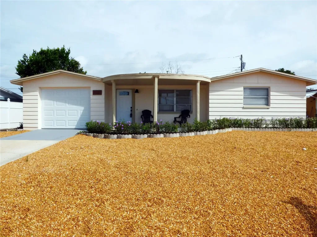 4929 Gaslight Avenue Holiday FL 34690