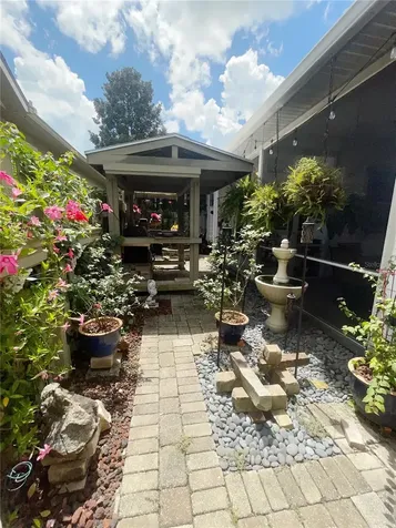 8688 SW 77th Avenue Gainesville FL 32608