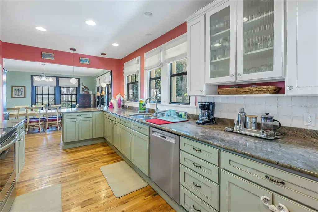 516 Gulf Boulevard Indian Rocks Beach FL 33785